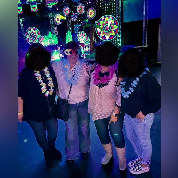 Meet your Posher, Maria - Picture 3 of 4